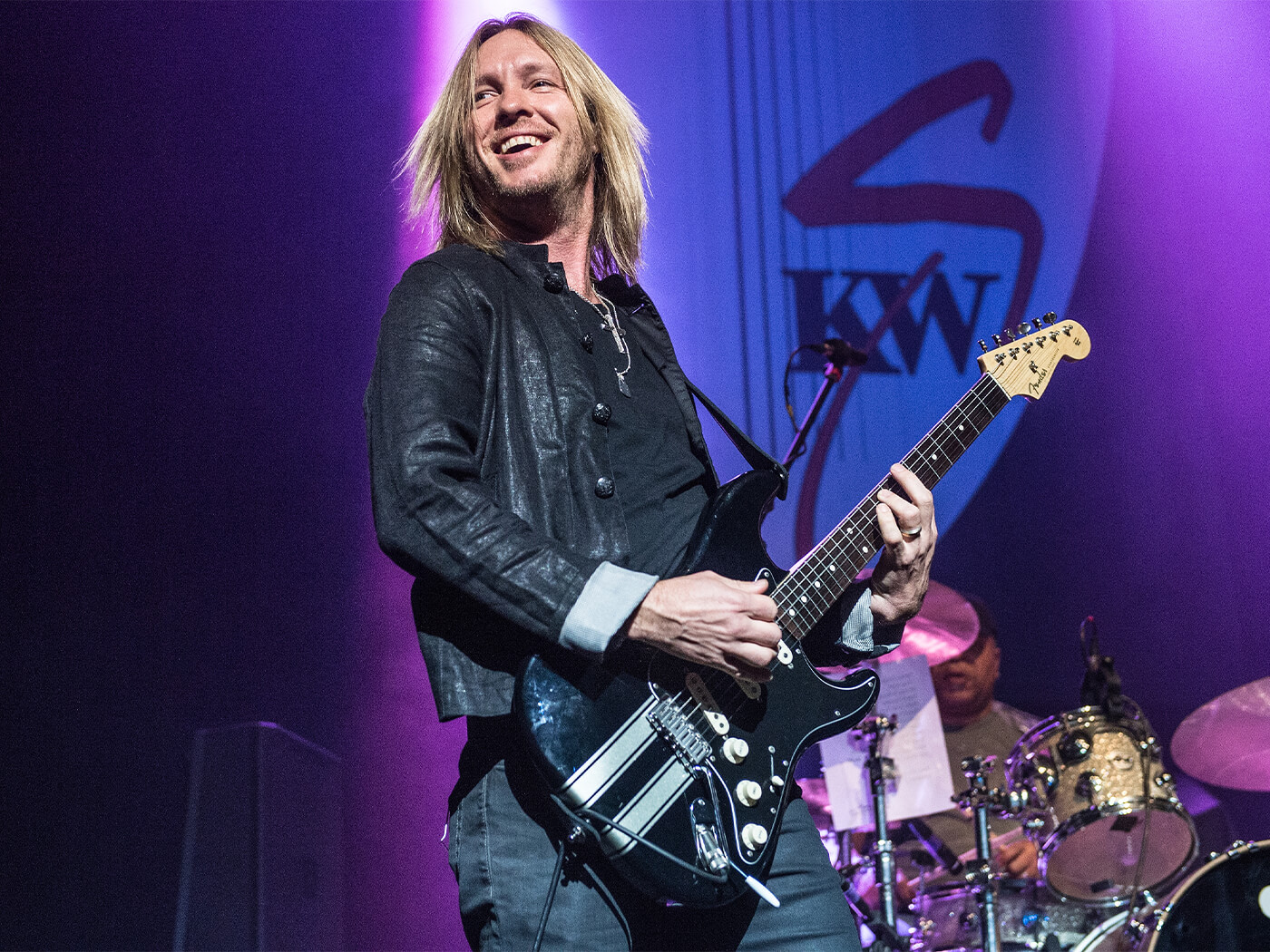 Audience at a Kenny Wayne Shepherd concert